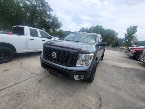 2017 Nissan Titan S