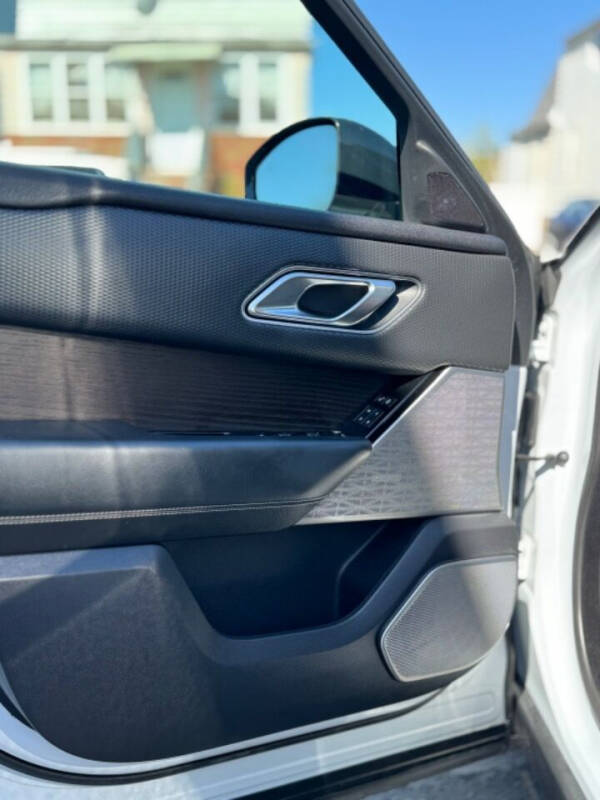 2018 Land Rover Range Rover Velar P250 R-Dynamic SE