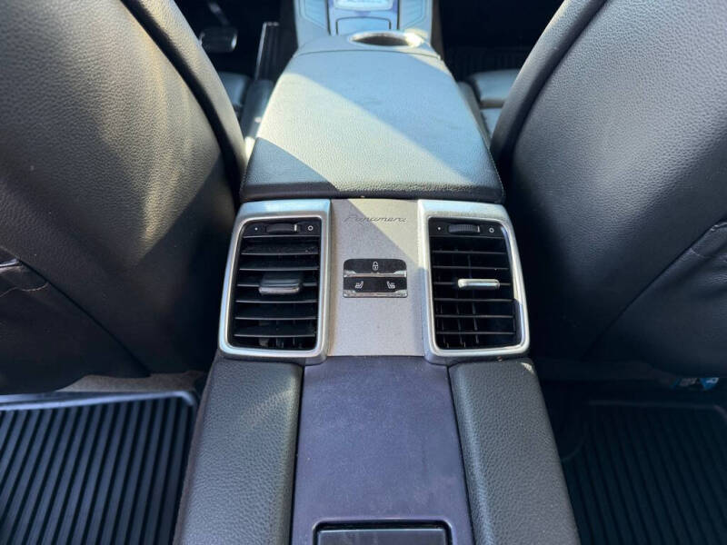 2014 Porsche Panamera