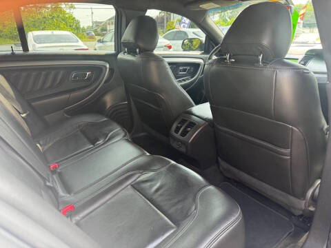 2013 Ford Taurus SEL