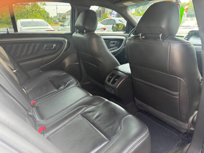 2013 Ford Taurus SEL