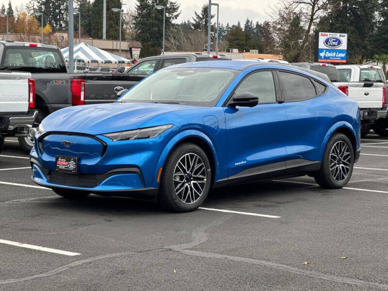 2025 Ford Mustang Mach-E Premium