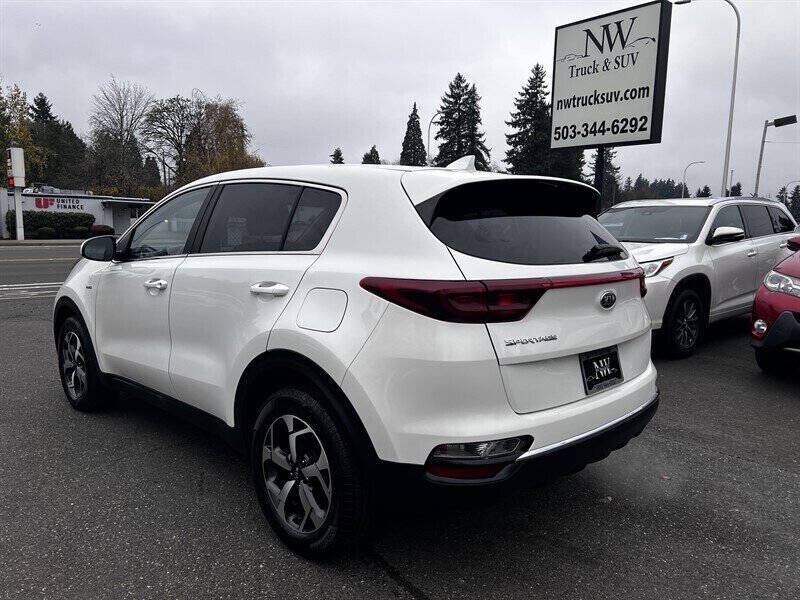 2022 Kia Sportage LX