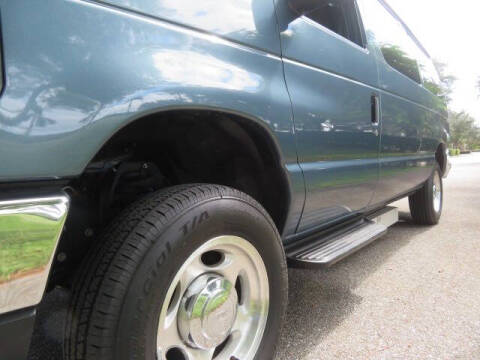 2013 Ford E-Series E-150 XLT