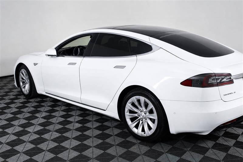 2016 Tesla Model S