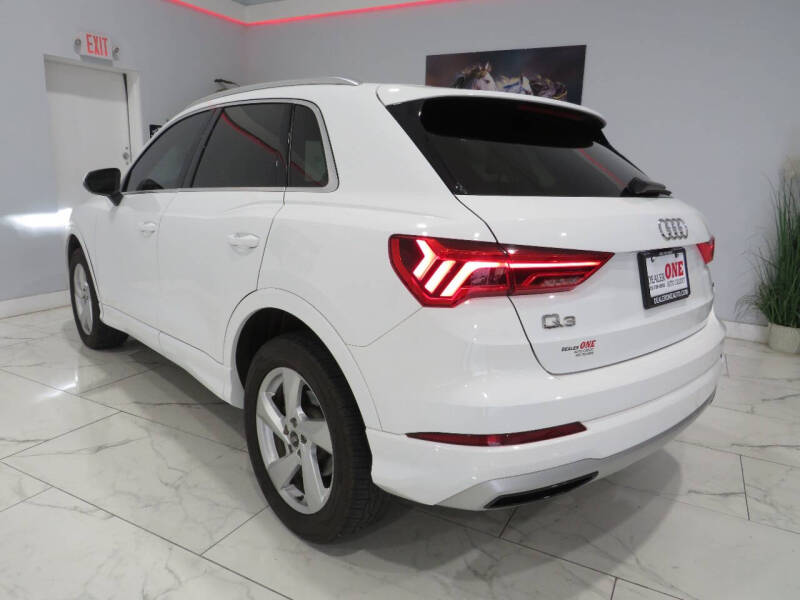 2021 Audi Q3 quattro Premium 40 TFSI