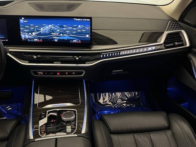 2023 BMW X7 xDrive40i