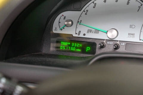 2002 Ford Thunderbird Deluxe