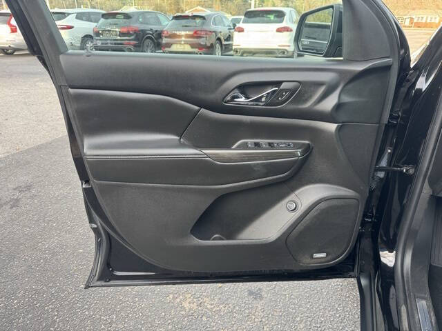 2017 GMC Acadia SLT-1