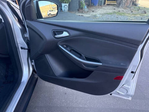 2012 Ford Focus Titanium
