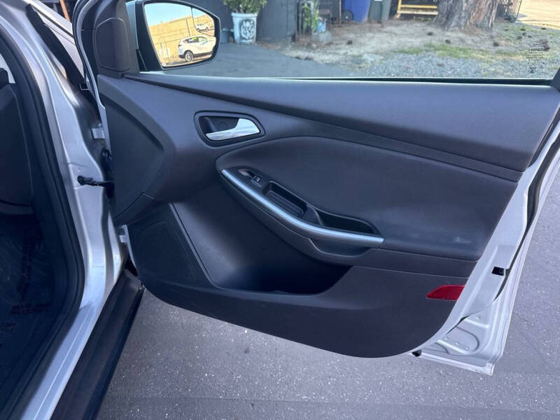 2012 Ford Focus Titanium