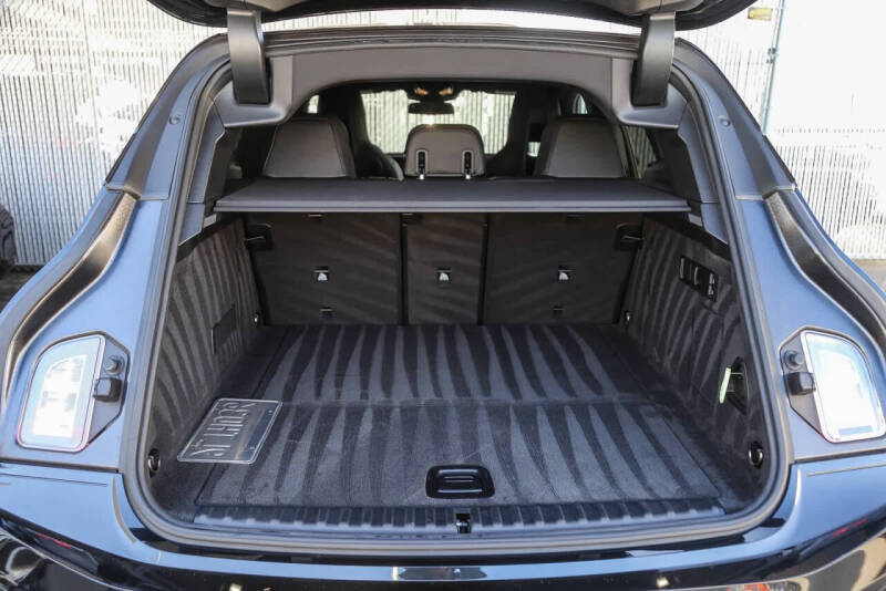 2025 BMW iX xDrive50