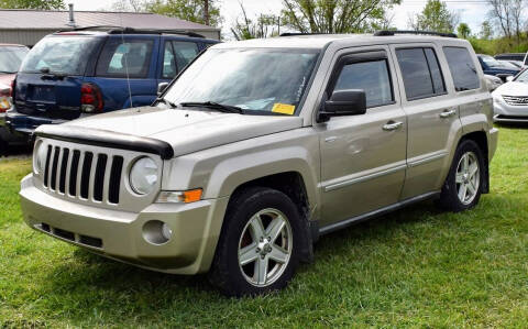 2010 Jeep Patriot for sale at PINNACLE ROAD AUTOMOTIVE LLC in Moraine OH