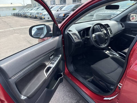 2019 Mitsubishi Outlander Sport SE