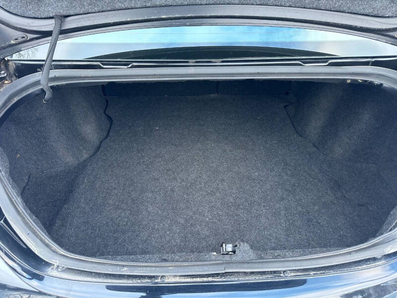 2012 Chrysler 200 LX