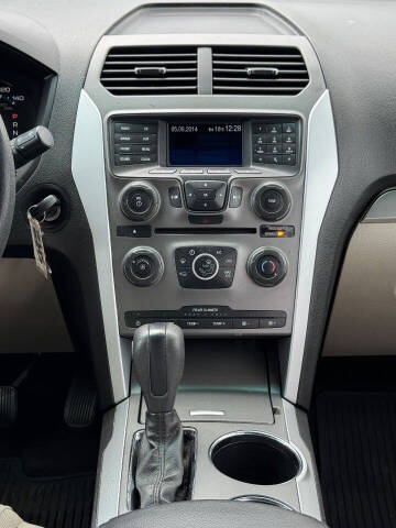 2014 Ford Explorer