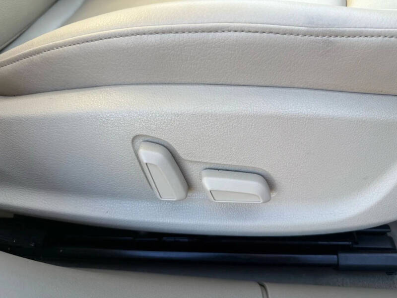 2012 Audi A4 2.0T quattro Premium