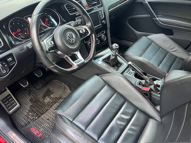 2016 Volkswagen Golf GTI SE
