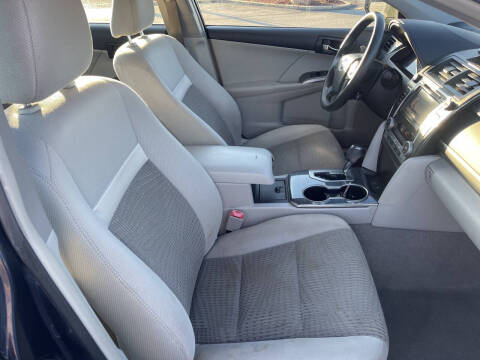 2014 Toyota Camry Hybrid XLE