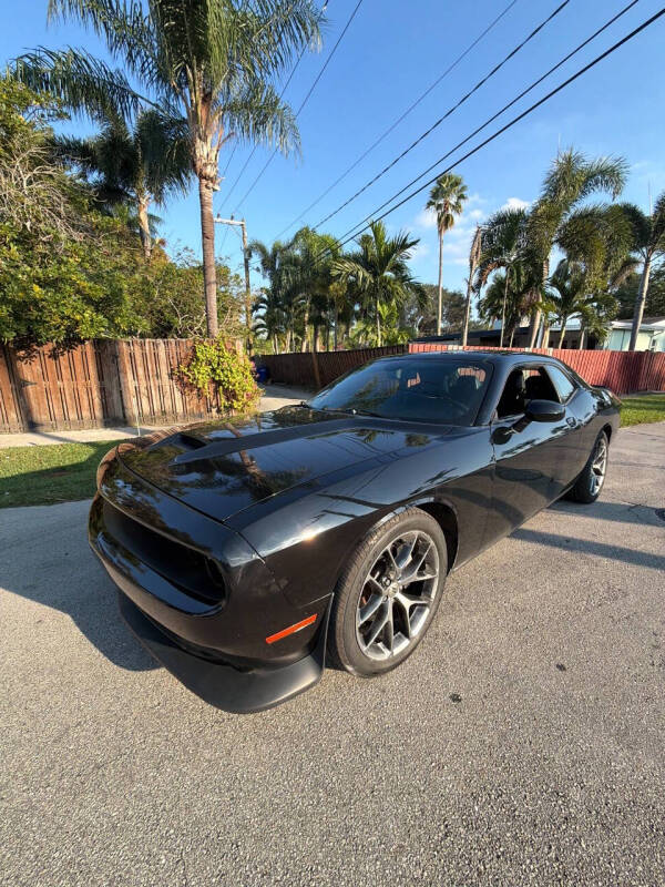 2019 Dodge Challenger GT's photo