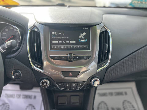 2017 Chevrolet Cruze LT Auto