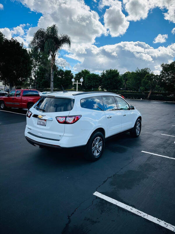 2017 Chevrolet Traverse LT