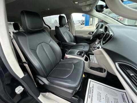 2024 Chrysler Pacifica Touring L