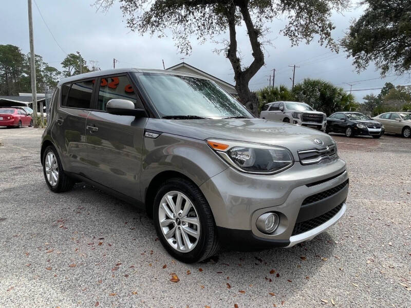 2017 Kia Soul +