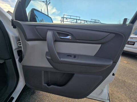 2015 GMC Acadia SLE-2