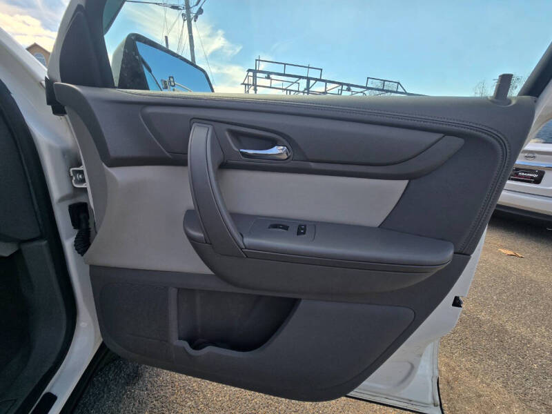 2015 GMC Acadia SLE-2
