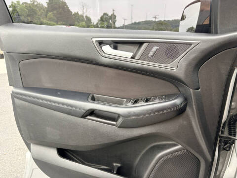 2015 Ford Edge SE