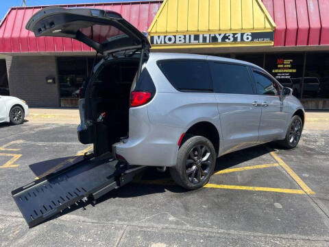 2018 Chrysler Pacifica Touring Plus