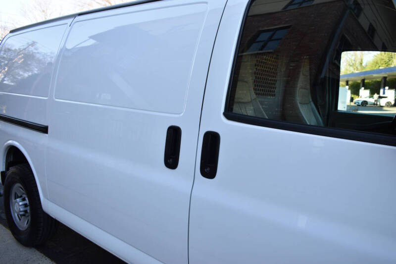 2017 Chevrolet Express 2500