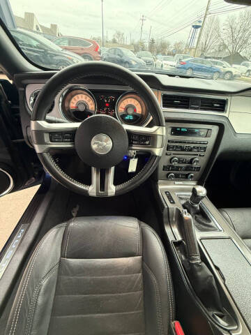 2011 Ford Mustang V6 Premium