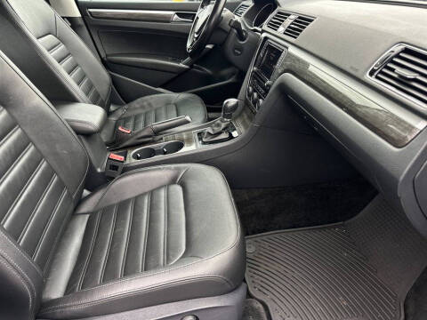 2016 Volkswagen Passat