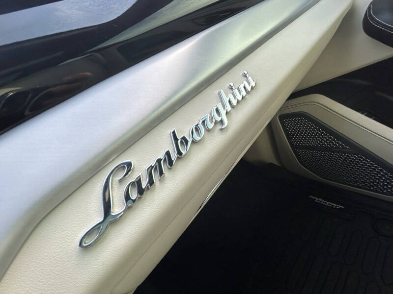 2021 Lamborghini Urus