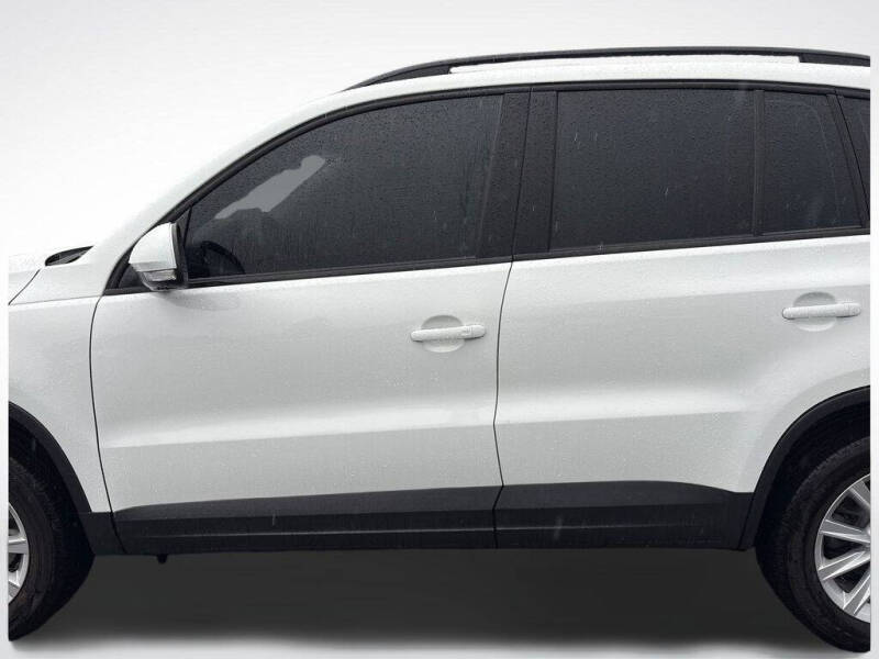 2018 Volkswagen Tiguan Limited 2.0T 4Motion