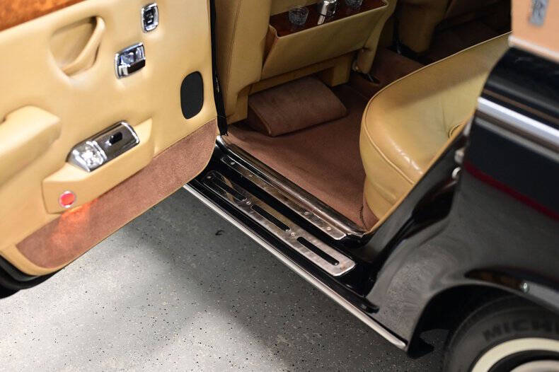 1972 Rolls-Royce SILVER CLOUD LWB