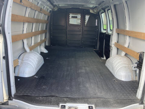 2019 GMC Savana 2500