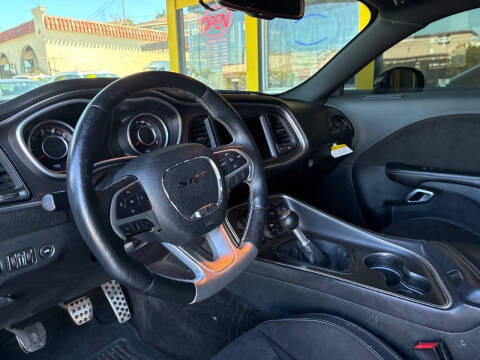 2015 Dodge Challenger SRT 392