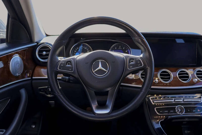 2018 Mercedes-Benz E-Class E 300