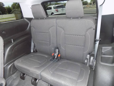 2017 GMC Acadia SLE-2