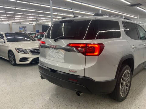 2017 GMC Acadia SLT-1