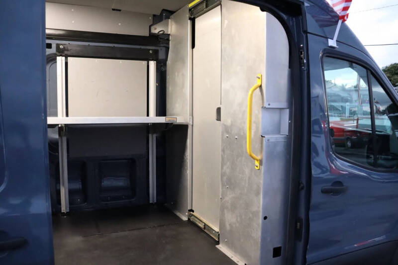 2020 Ford Transit 250