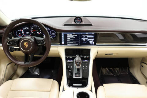 2021 Porsche Panamera