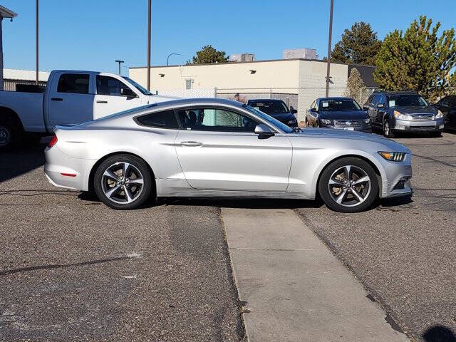2016 Ford Mustang V6