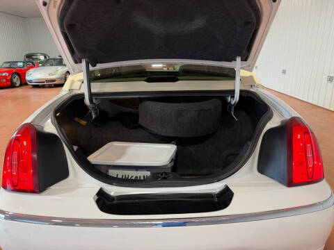 2002 Lincoln Town Car Executive