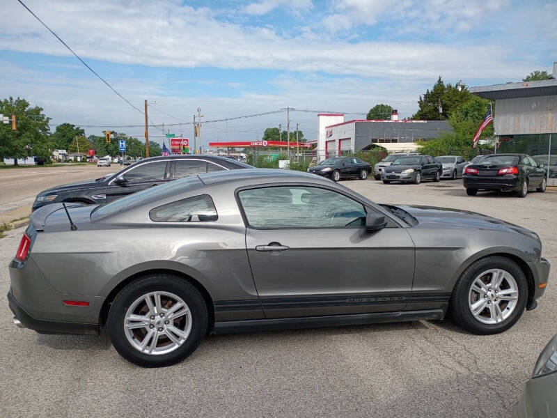 2012 Ford Mustang V6