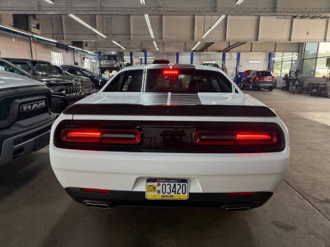 2023 Dodge Challenger SXT