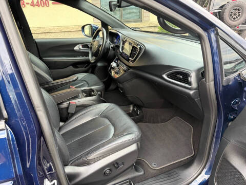 2019 Chrysler Pacifica Touring L Plus